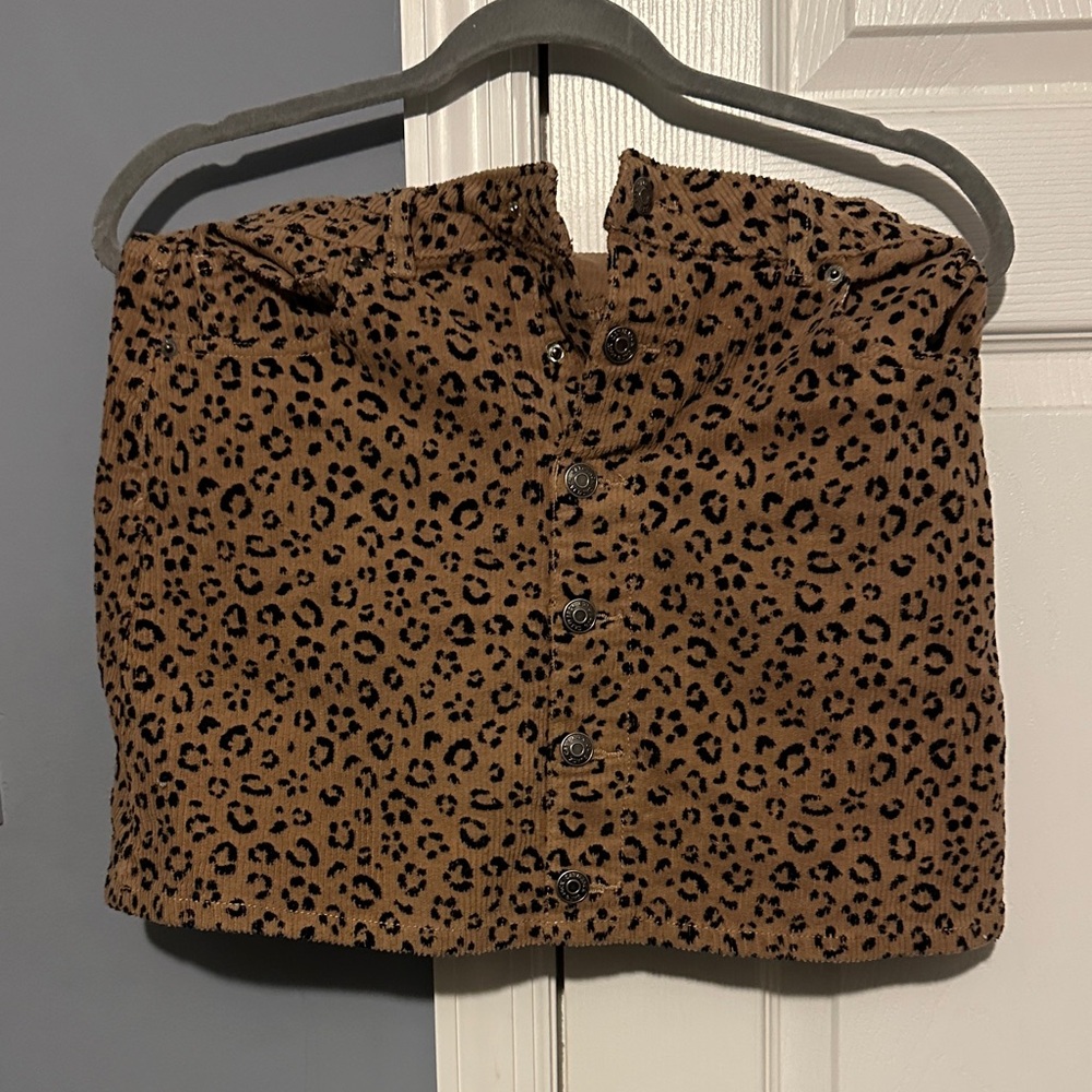 Cat & Jack Leopard Print Button Skirt